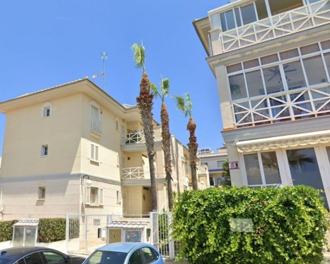 Image No.2-Appartement de 3 chambres à vendre à Torrevieja