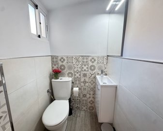 1226855lg