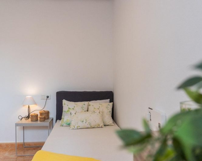 Image No.38-2 Bed Bungalow for sale