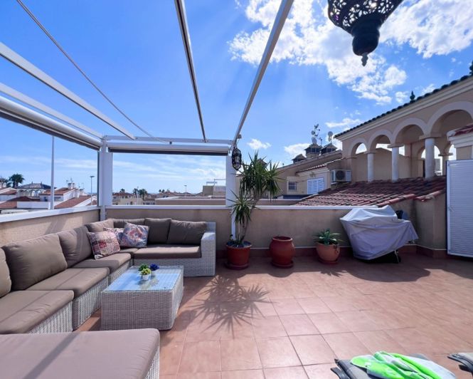 Image No.1-3 Bed Townhouse for sale