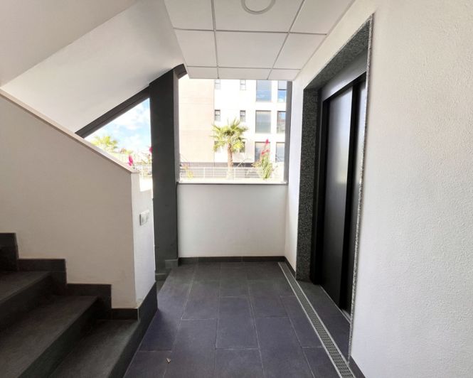 Image No.34-2 Bed Apartment for sale