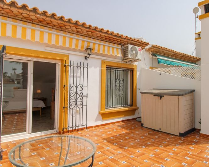 Image No.24-3 Bed Townhouse for sale