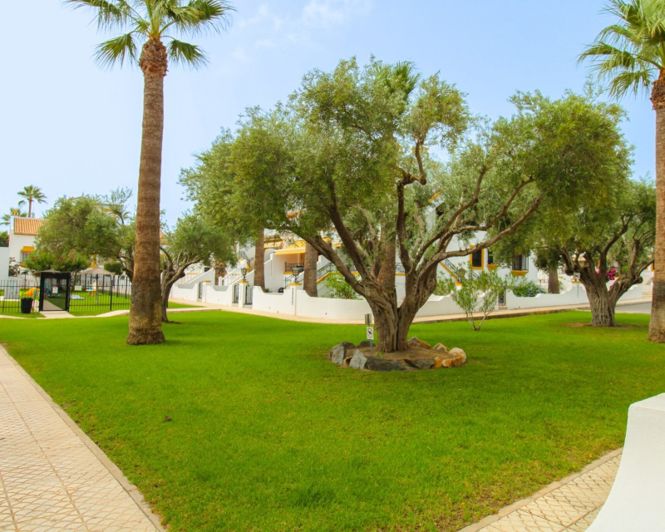 Image No.26-3 Bed Townhouse for sale