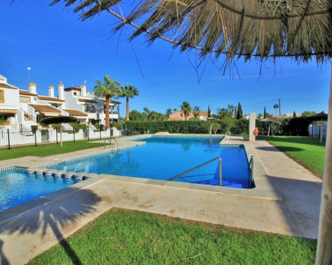 Image No.27-3 Bed Townhouse for sale