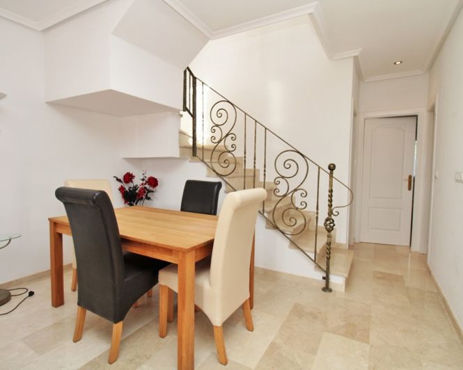 Image No.10-3 Bed Townhouse for sale