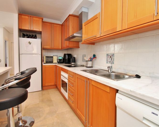 Image No.13-3 Bed Townhouse for sale