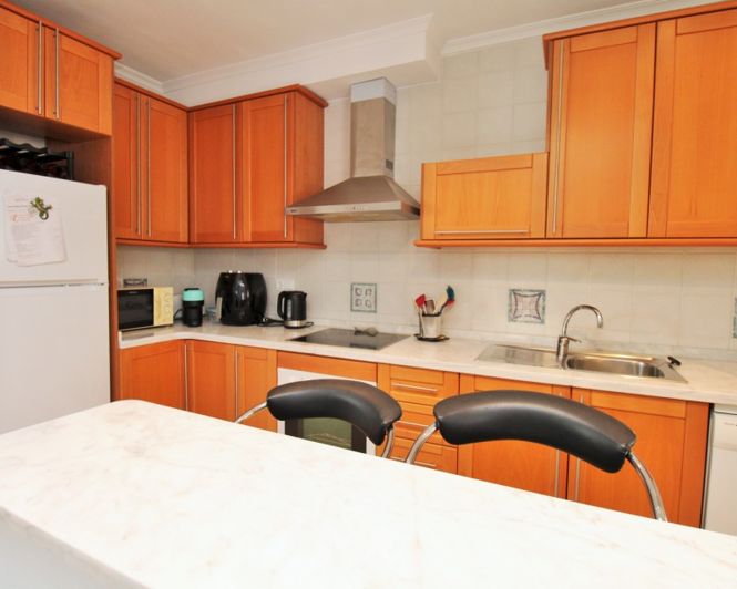 Image No.14-3 Bed Townhouse for sale