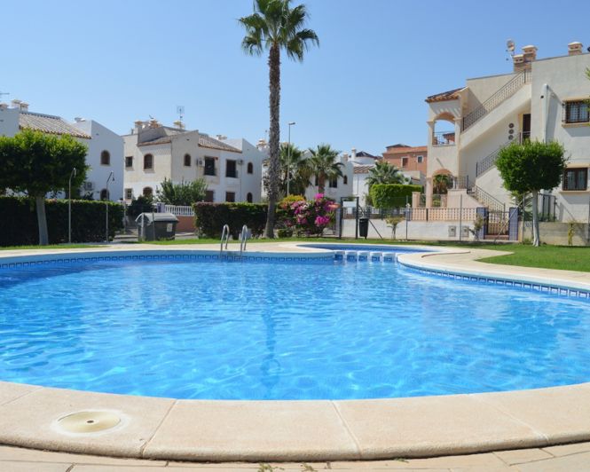 Image No.2-3 Bed Townhouse for sale