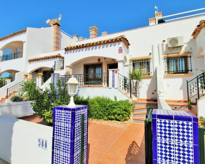 Image No.1-3 Bed Townhouse for sale