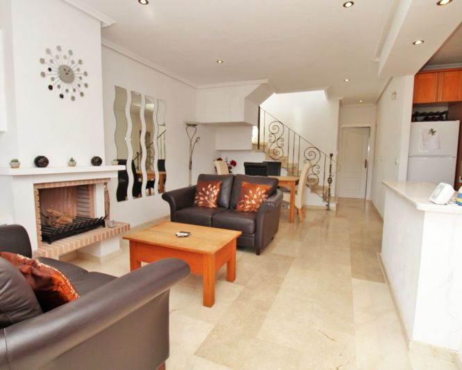 Image No.6-3 Bed Townhouse for sale