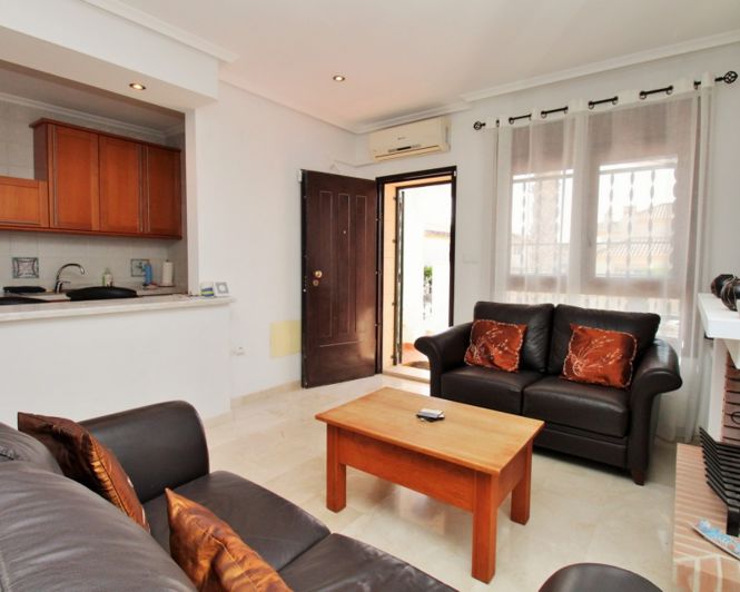 Image No.9-3 Bed Townhouse for sale