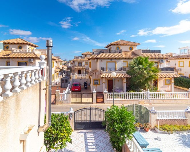 Image No.28-3 Bed Villa for sale