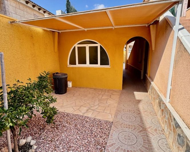 Image No.25-5 Bed Villa for sale