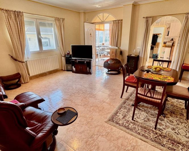 Image No.6-5 Bed Villa for sale