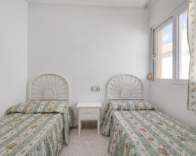 Image No.22-2 Bed Apartment for sale