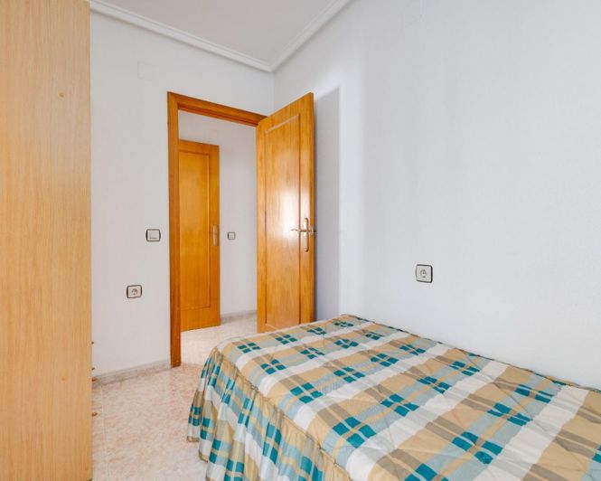 Image No.25-2 Bed Apartment for sale