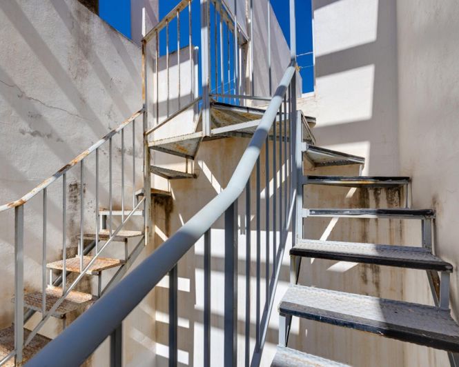 Image No.29-2 Bed Apartment for sale