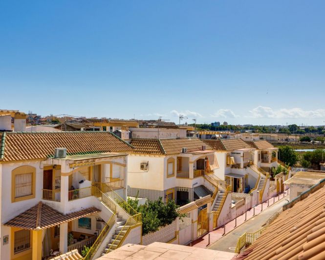 Image No.34-2 Bed Apartment for sale