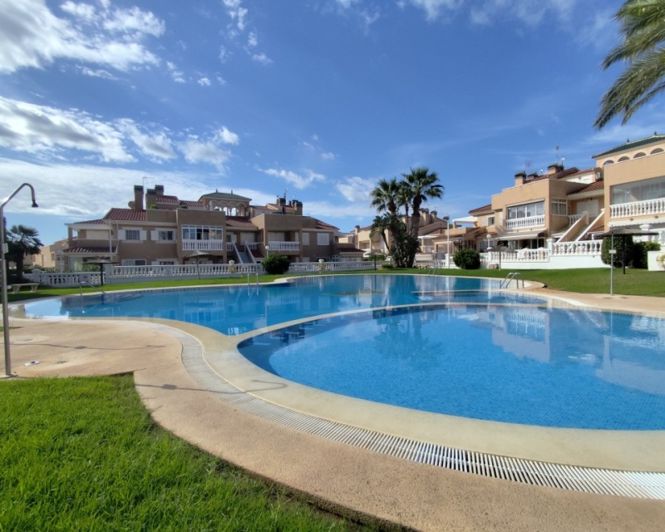 Image No.22-2 Bed Apartment for sale