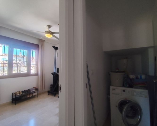 Image No.18-3 Bed Villa for sale