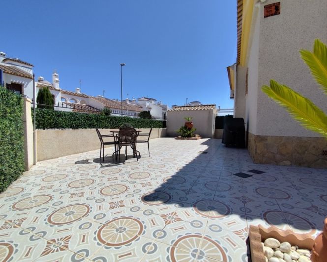 Image No.2-3 Bed Villa for sale