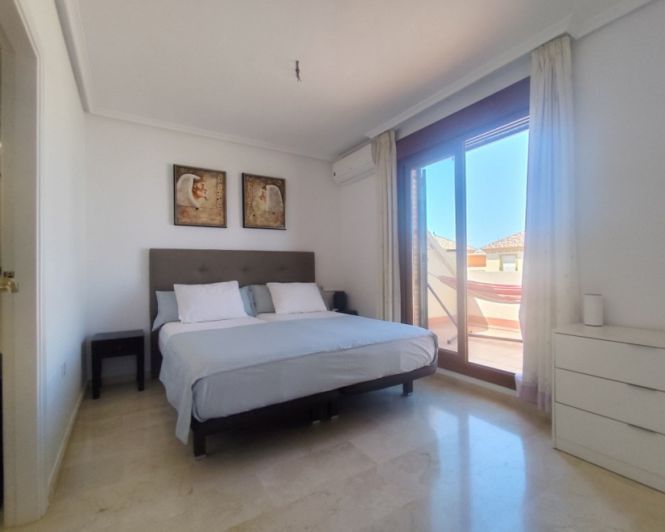 Image No.26-3 Bed Villa for sale