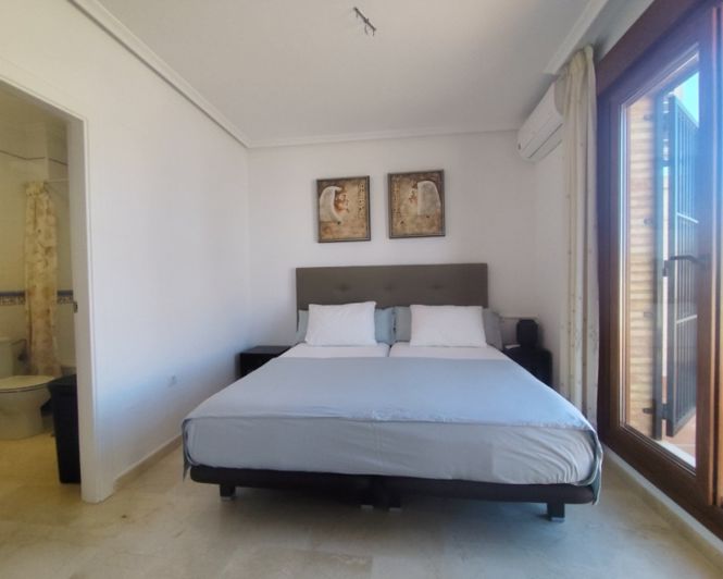 Image No.28-3 Bed Villa for sale