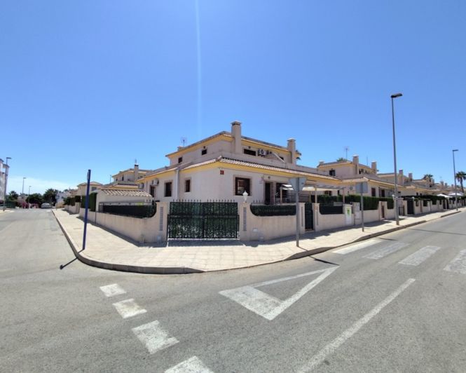 Image No.34-3 Bed Villa for sale