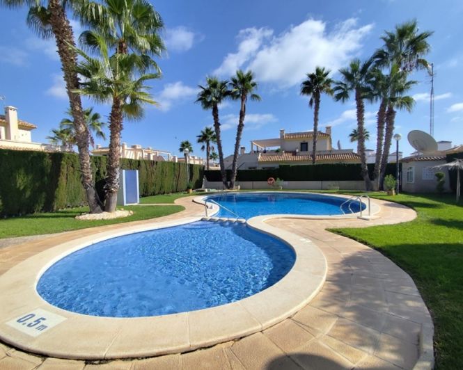 Image No.35-3 Bed Villa for sale