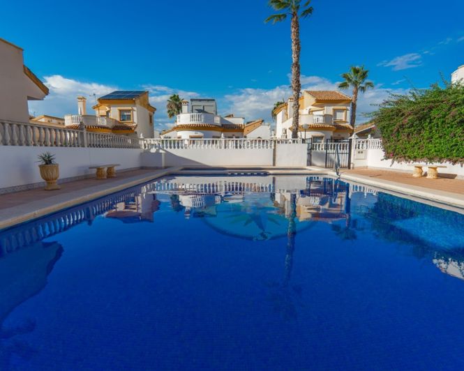 Image No.2-2 Bed Villa for sale