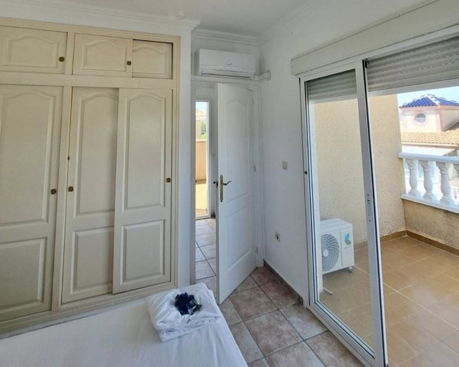 Image No.10-2 Bed Villa for sale