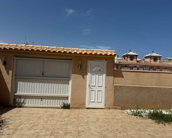 Image No.15-2 Bed Villa for sale