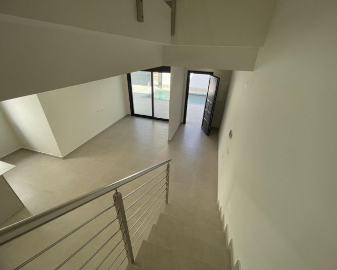 Image No.50-3 Bed Villa for sale