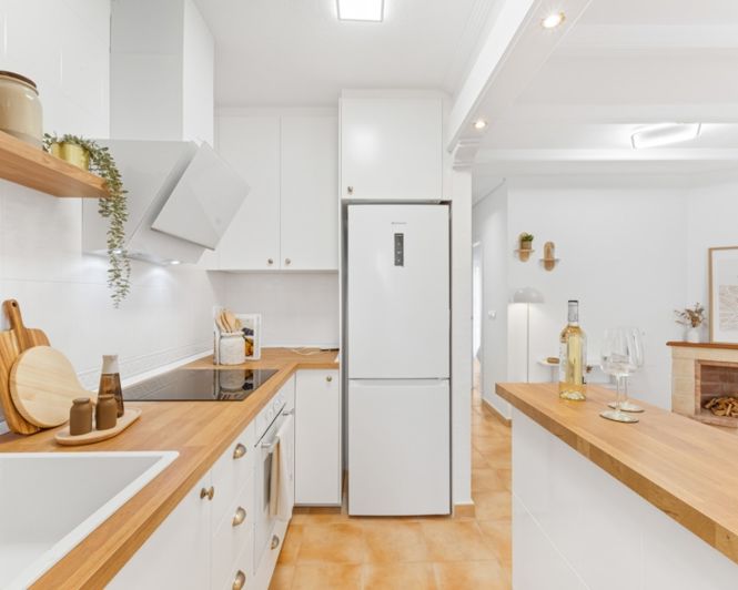 Image No.8-2 Bed Bungalow for sale