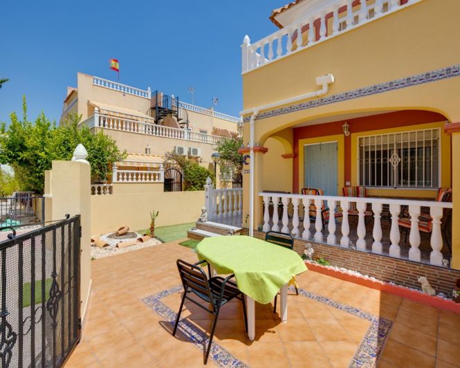 Image No.2-3 Bed Townhouse for sale