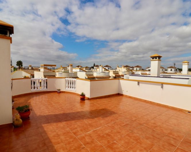 Image No.22-Villa de 2 chambres à vendre à Guardamar del Segura