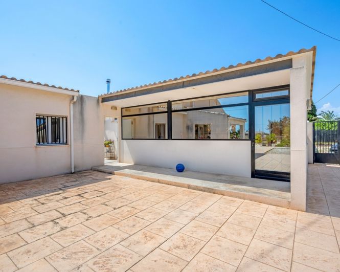 Image No.34-5 Bed Country Property for sale