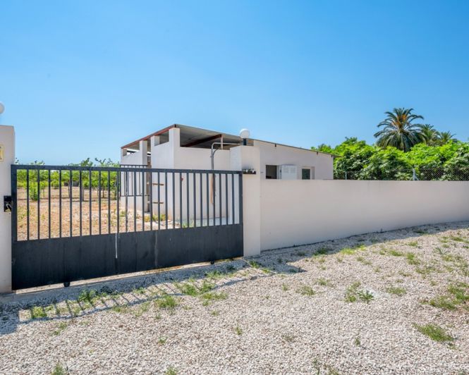 Image No.47-5 Bed Country Property for sale