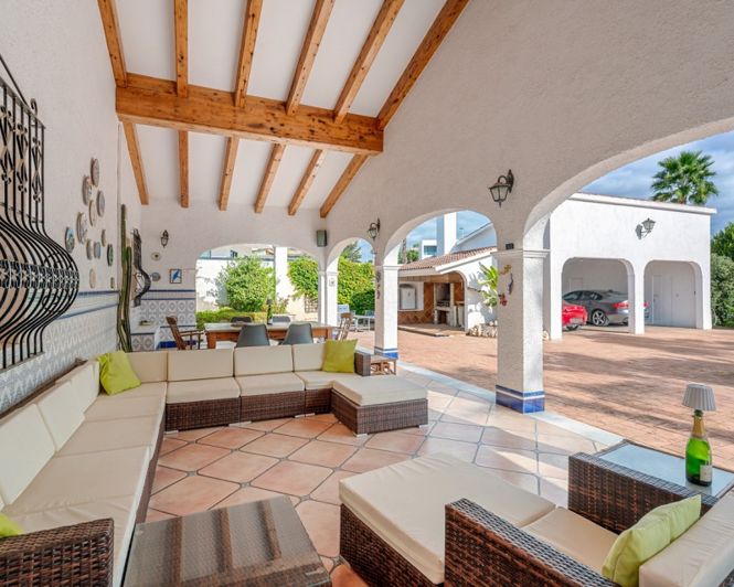 Image No.10-6 Bed Villa for sale