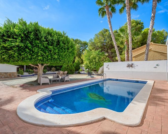 Image No.16-6 Bed Villa for sale