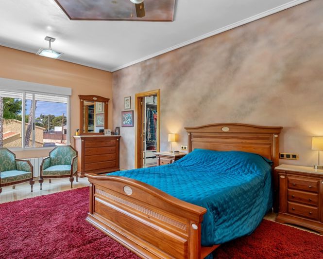 Image No.28-Villa de 6 chambres à vendre à Elche