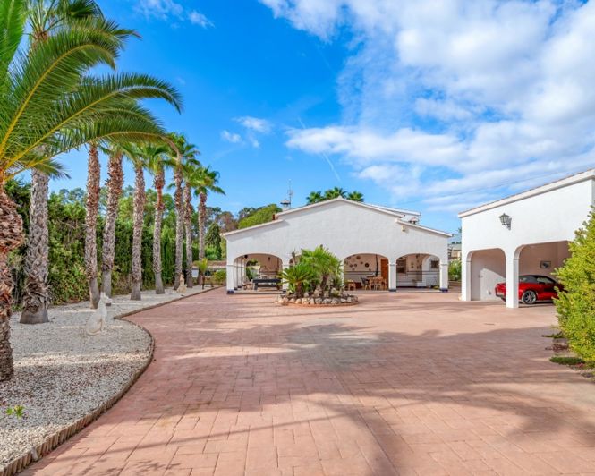 Image No.3-Villa de 6 chambres à vendre à Elche