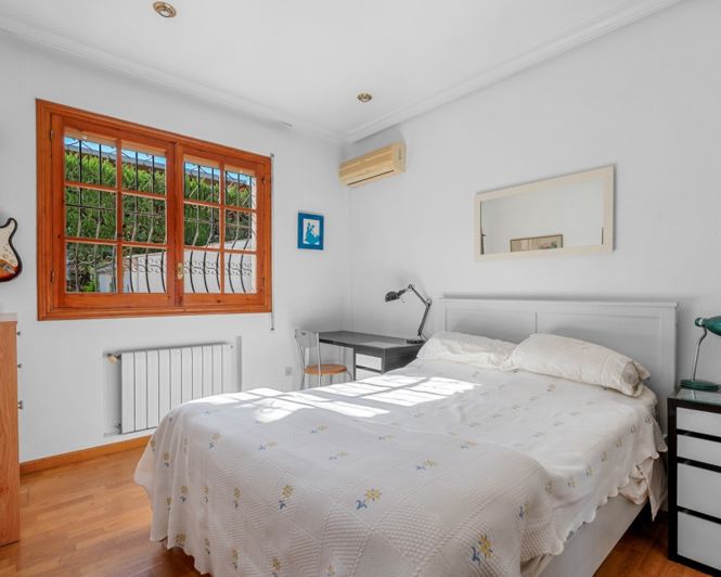 Image No.40-6 Bed Villa for sale