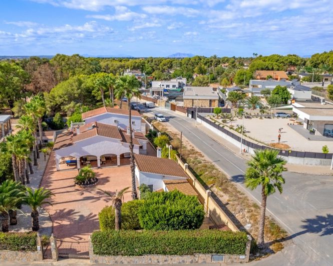 Image No.49-Villa de 6 chambres à vendre à Elche