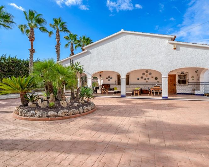 Image No.9-6 Bed Villa for sale