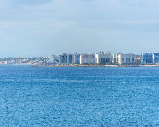 Image No.32-3 Bed Apartment for sale