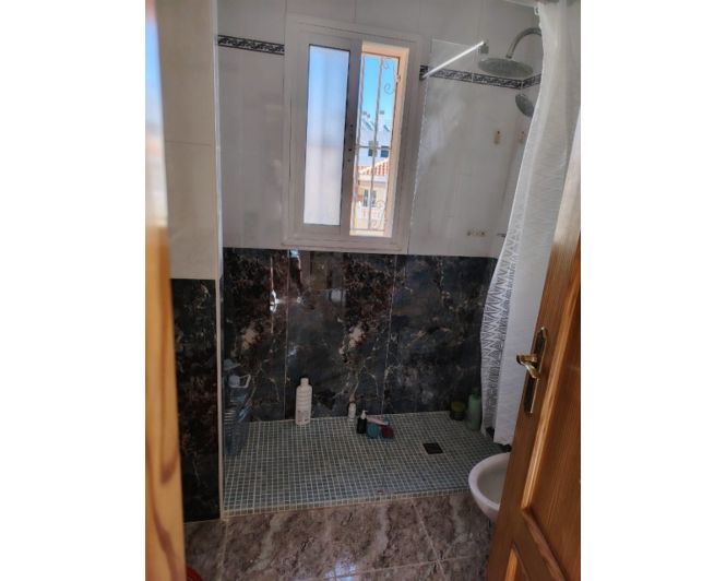 Image No.10-2 Bed Townhouse for sale