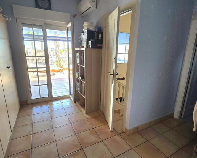 Image No.29-3 Bed Townhouse for sale