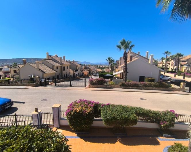 Image No.2-3 Bed Villa for sale