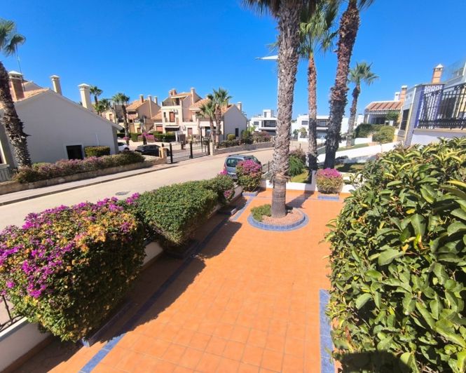 Image No.3-3 Bed Villa for sale